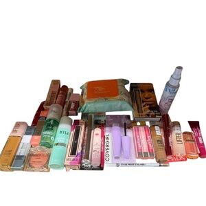 25 Assorted Makeup Bundle